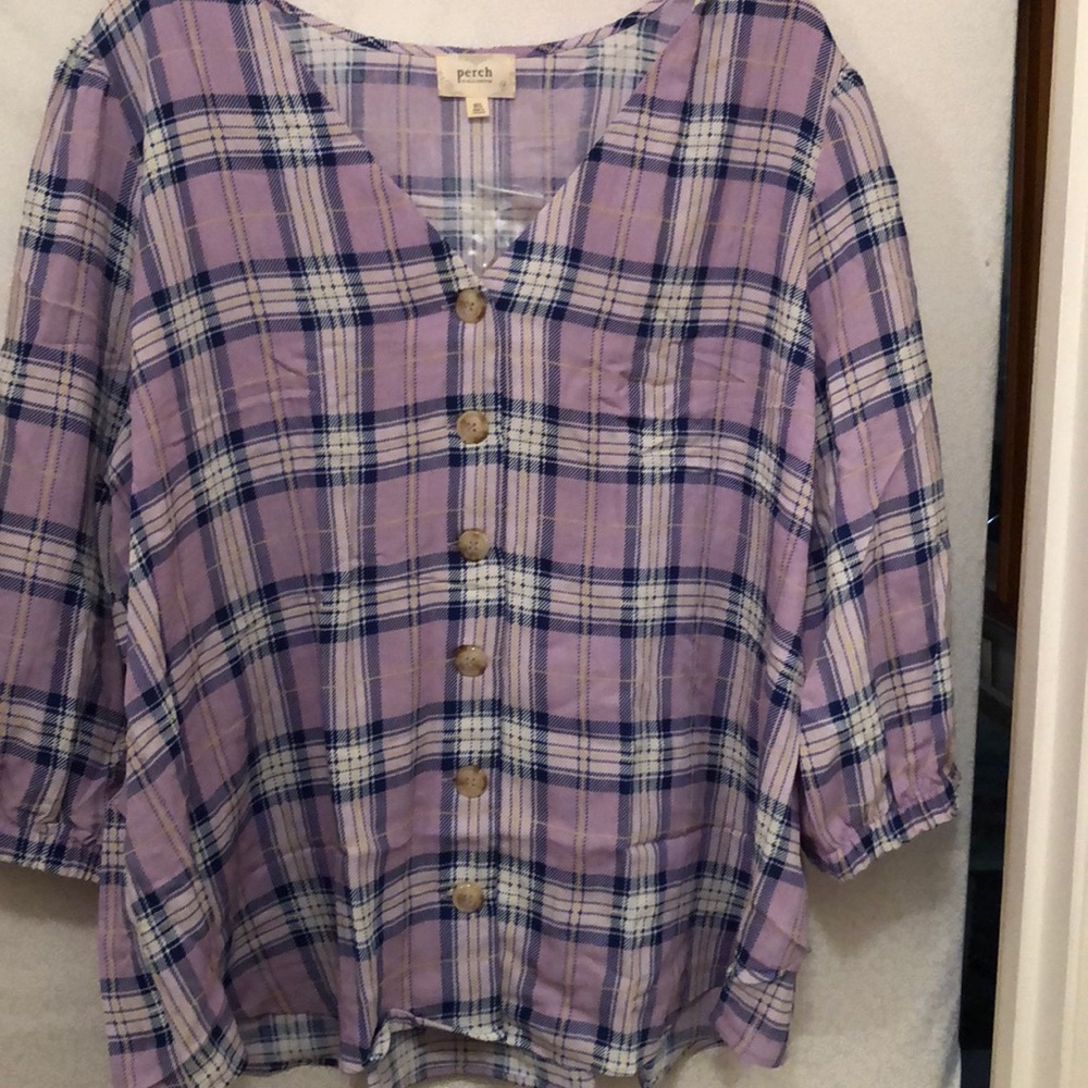 Cute plaid button down top